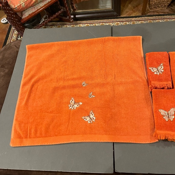 Vintage Martex Burnt Orange Butterfly Cotton 5pc Towel Set MCM 1 Bath 4 Hand - Picture 4 of 12